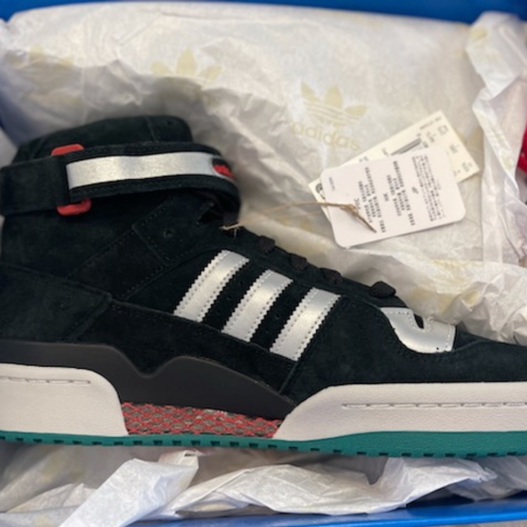 Adidas Forum NY - Picture 5 of 5